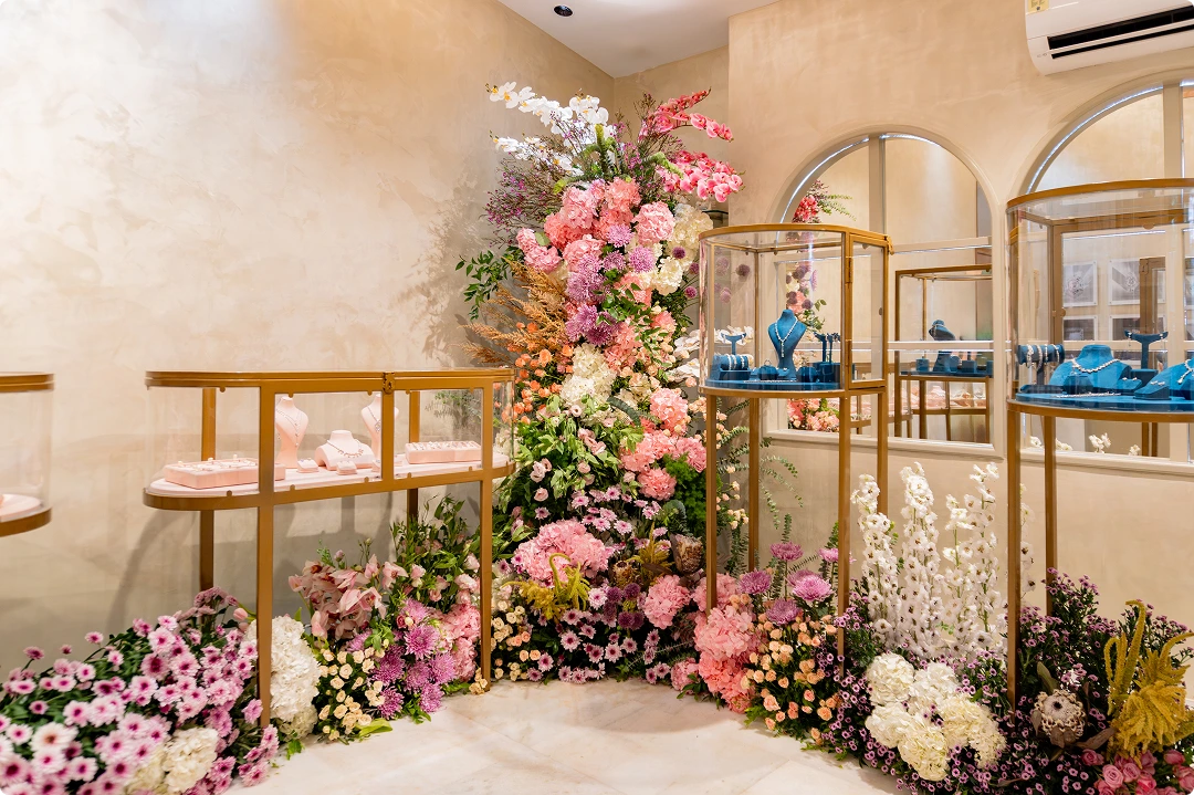 Wedding floral decor