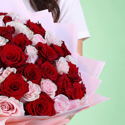 50 Red & Pink Rose Wrap