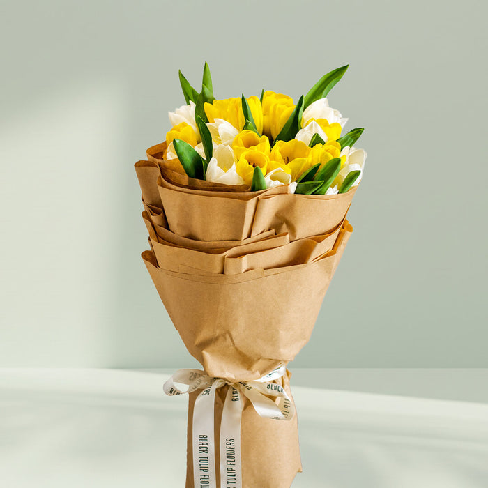 Cheerful Yellow and White Tulips Bouquet