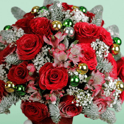 Christmas Present - christmas floral arrangement - Image 3