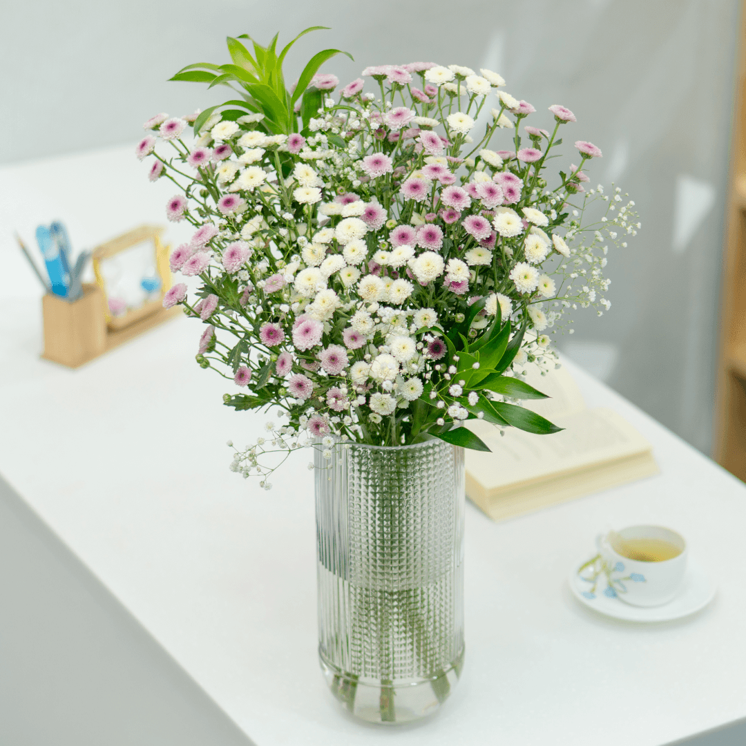 Chrysanthemum Weekly Flower Subscription - Image 3