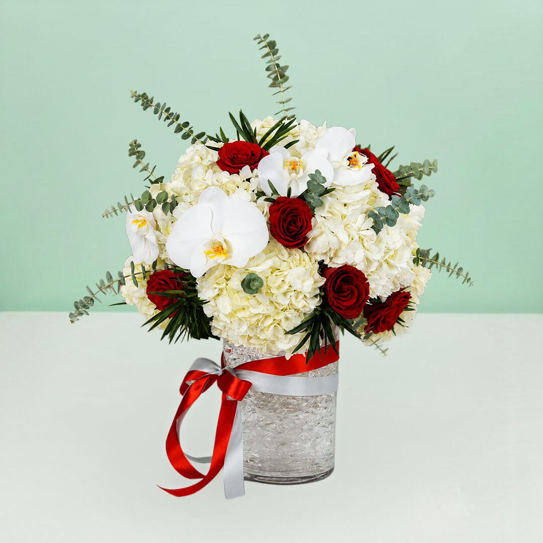 Splendid Mix White and Red Flowers