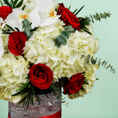 Splendid Mix White and Red Flowers