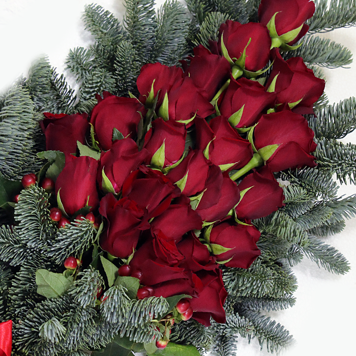 Christmas Hand Bouquet - Image 3