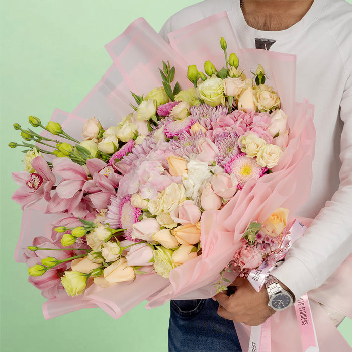 Floral Meadow Luxury Mixed Bouquet