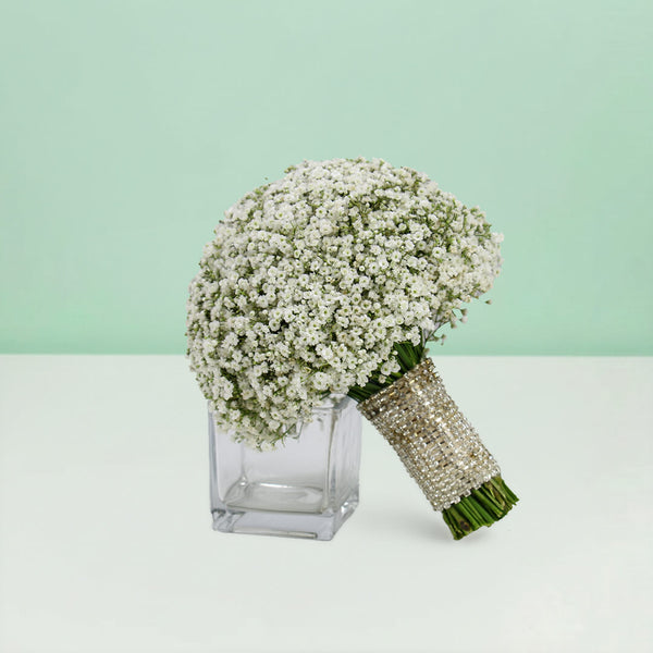 Elegant Gypsophila Baby’s Breath bridal flower bouquet for weddings and romantic bridal celebrations