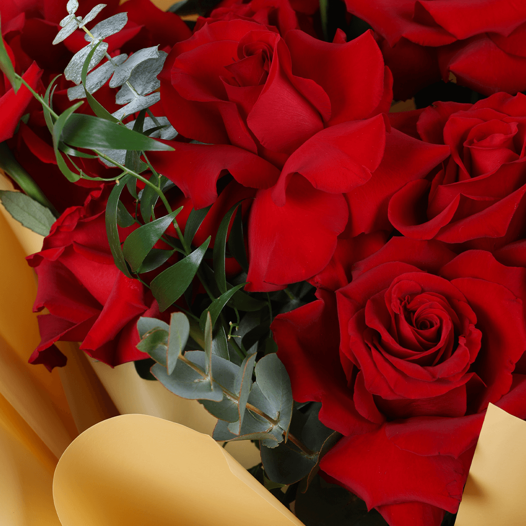 20 Red Roses Valentine Bouquet arranged with 20 red roses with greenery
