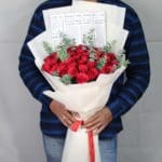 Luxury Roses - Order Red Roses bouquet online | btf.in