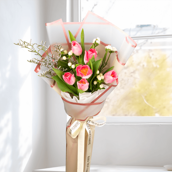 Pink tulips Bouquet : Best Valentines Gifts to Speak for Us